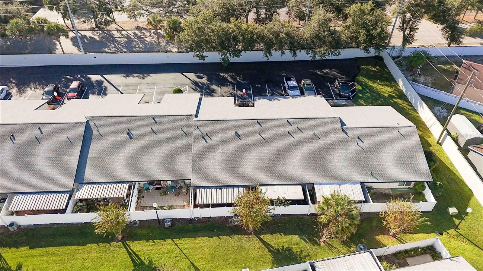 PARK LAKE VILLAS CONDO - Residential