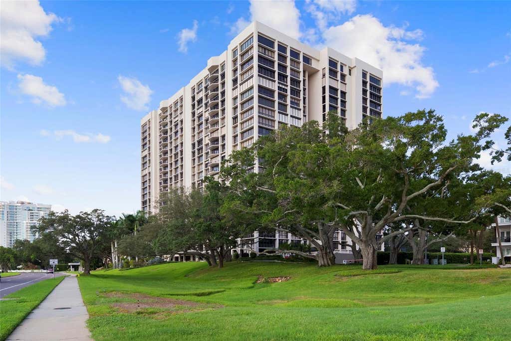 Photo of 3301 Bayshore Boulevard #505C, Tampa, FL 33629 (MLS # TB8540812)
