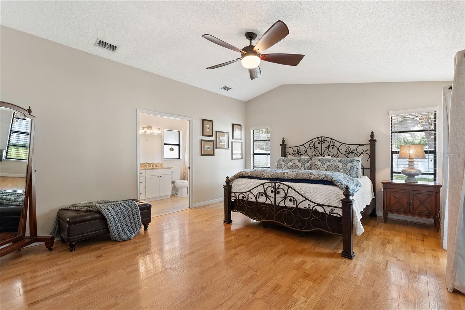 ROSE HILL - Residential