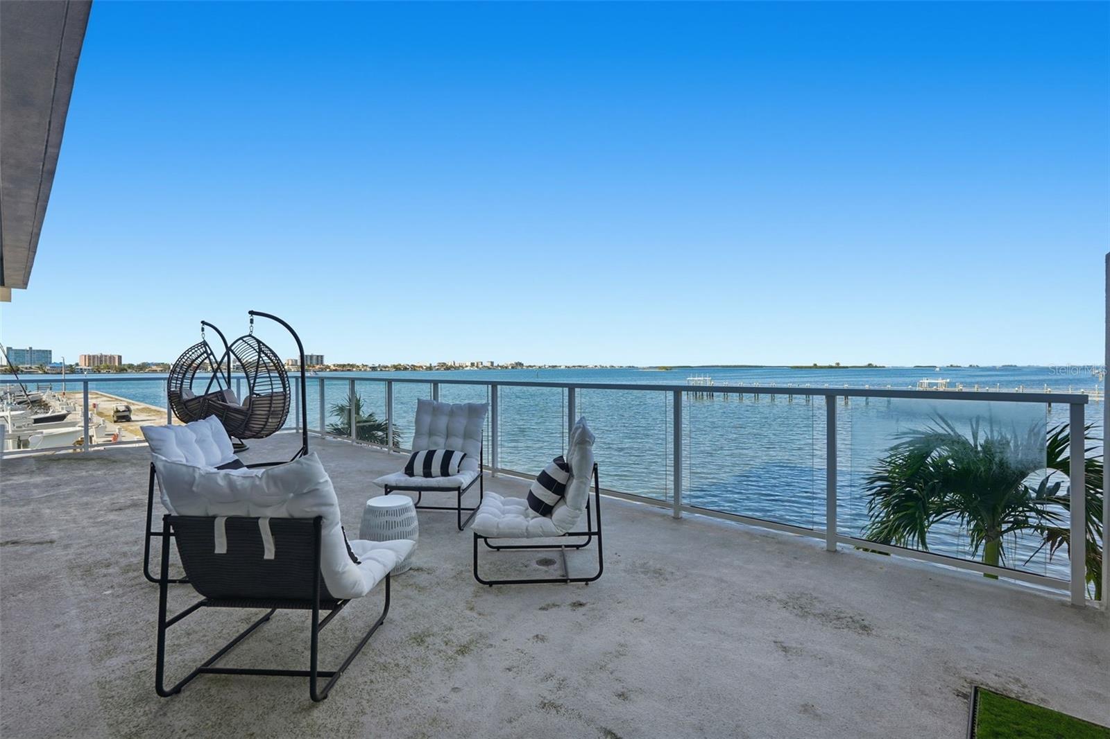 MARINA BAY 880 CONDO - Residential Lease