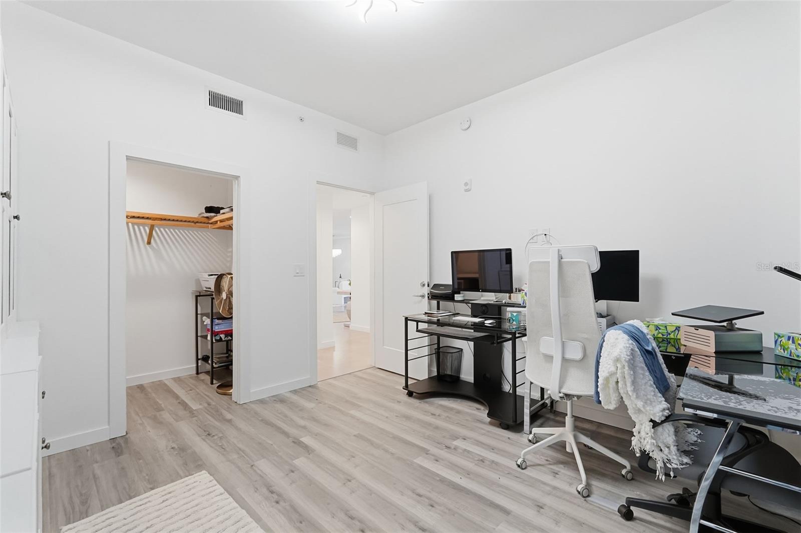 MARINA BAY 880 CONDO - Residential Lease