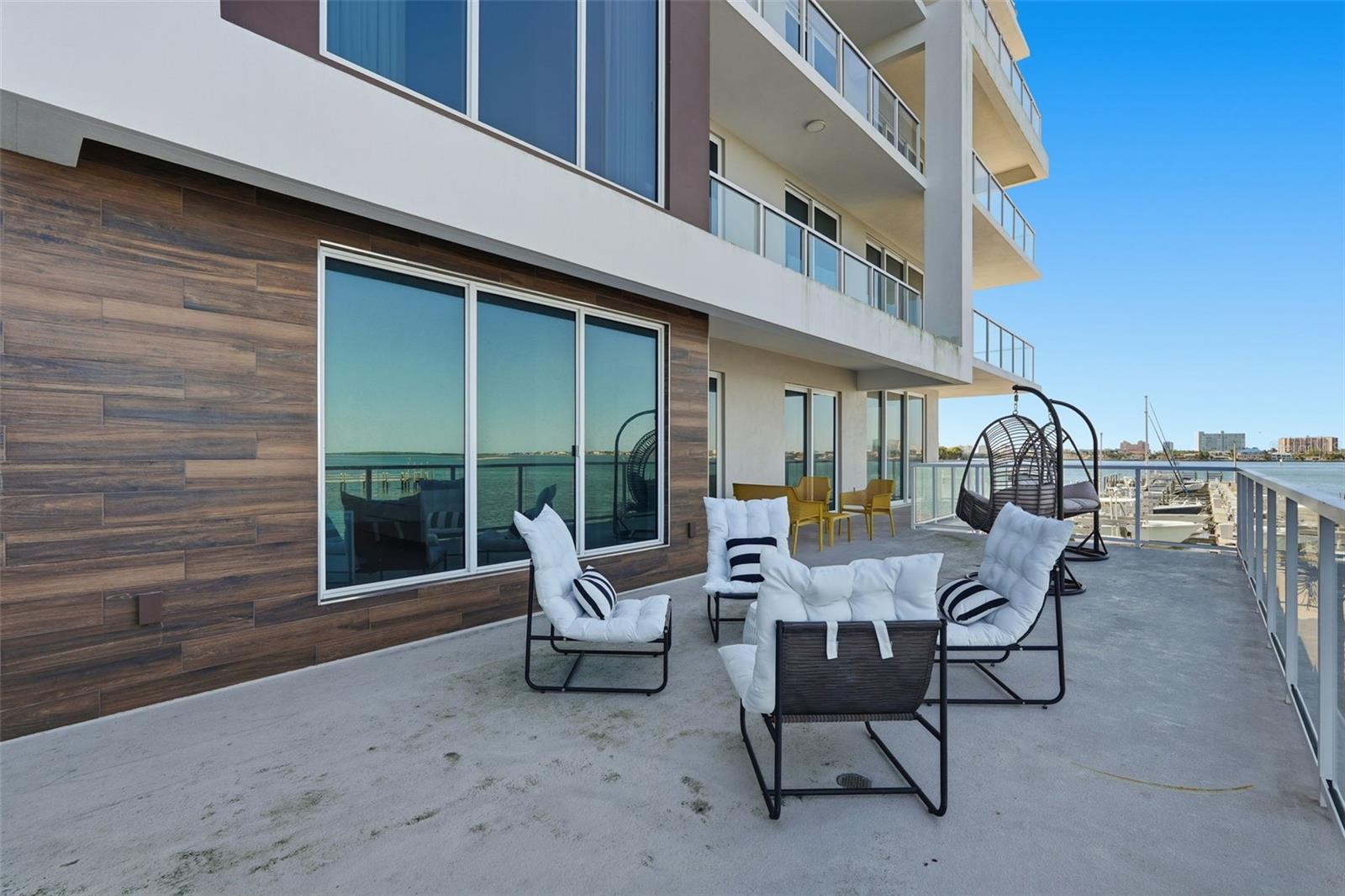 MARINA BAY 880 CONDO - Residential Lease