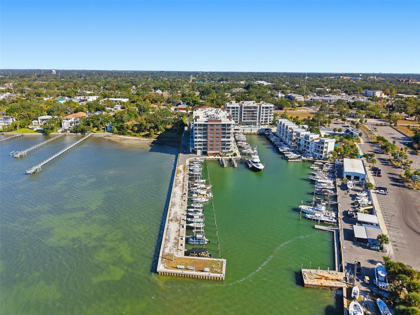 MARINA BAY 880 CONDO - Residential Lease