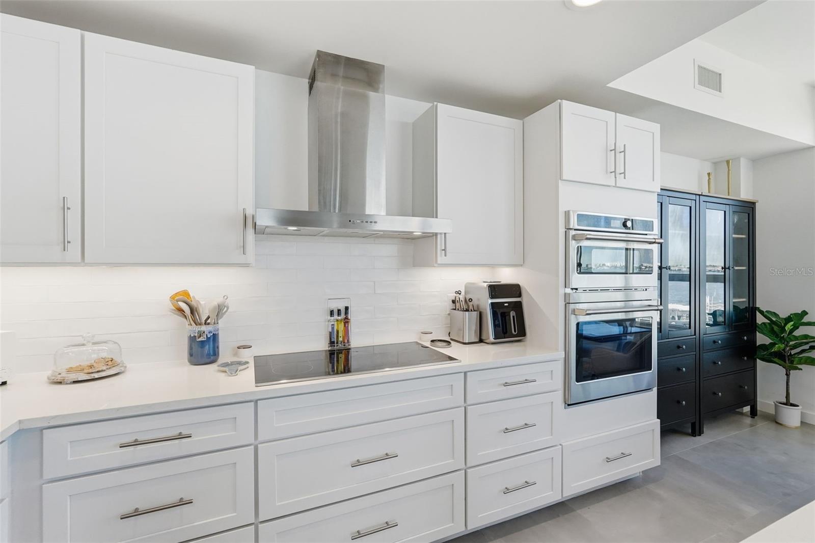 MARINA BAY 880 CONDO - Residential Lease