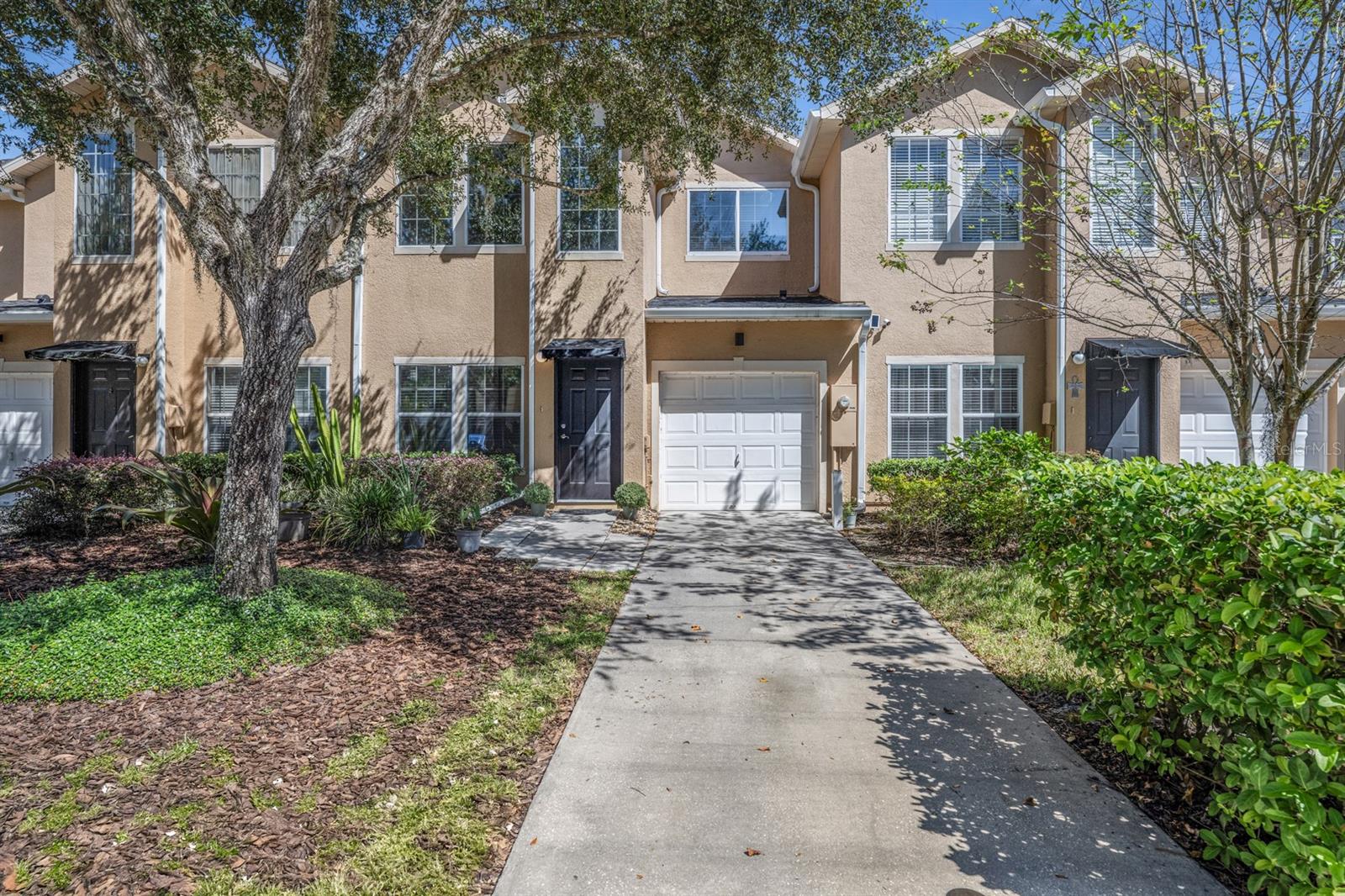 EMERALD POINTE TWNHMS AT TA - Residential
