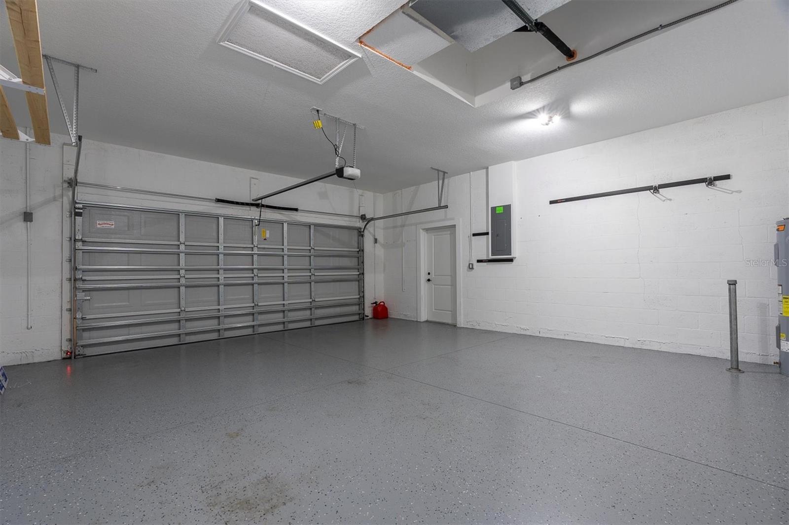 RIVERCHASE SOUTH - Residential