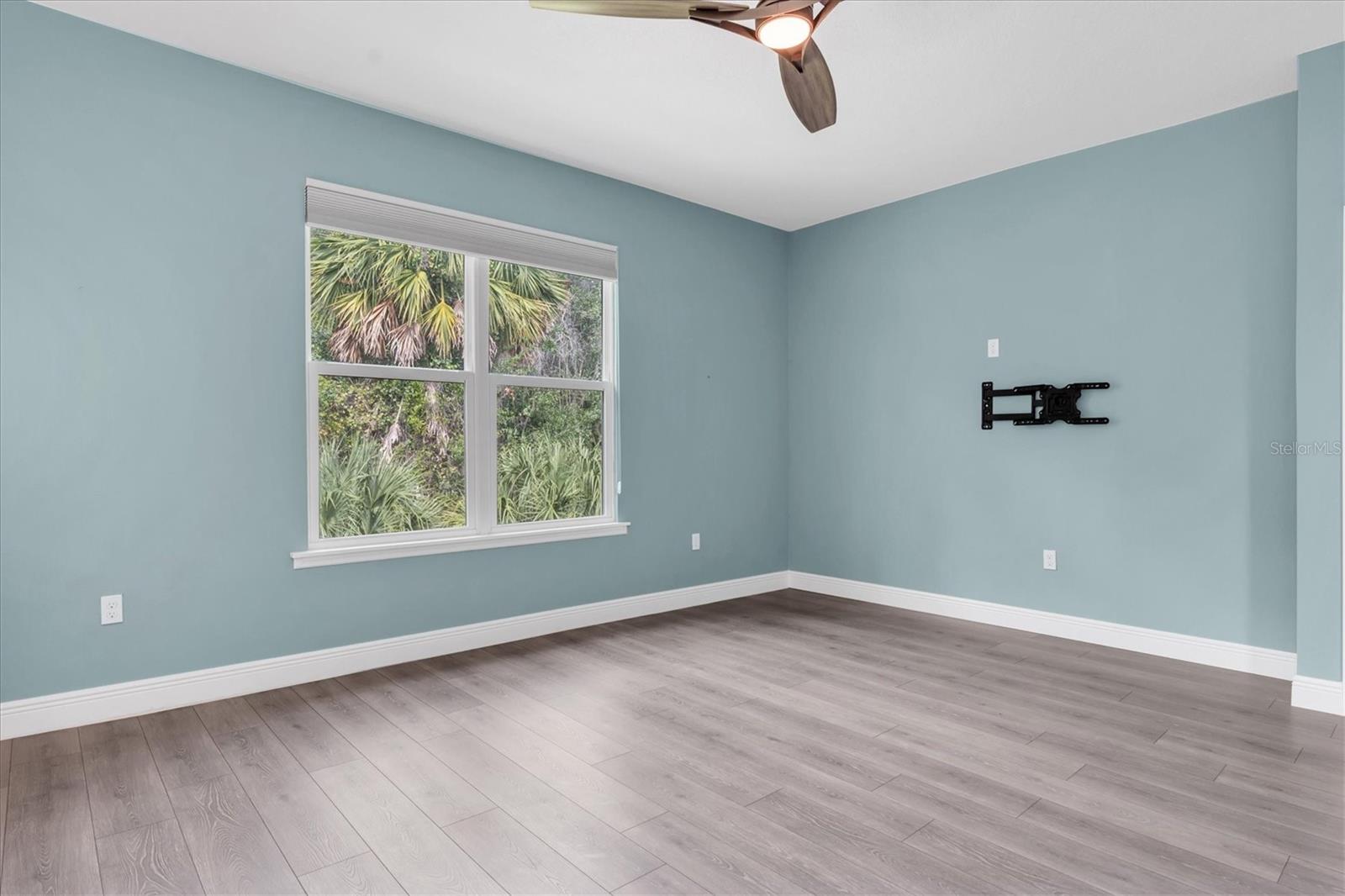 RIVERCHASE SOUTH - Residential