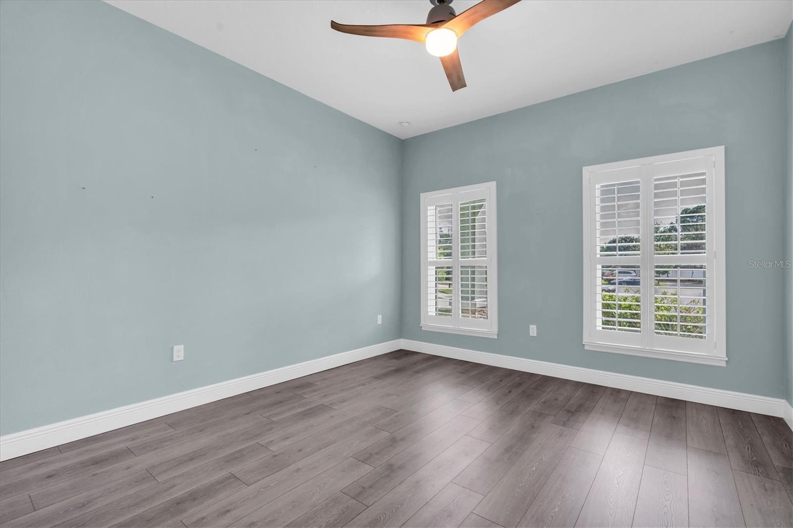 RIVERCHASE SOUTH - Residential