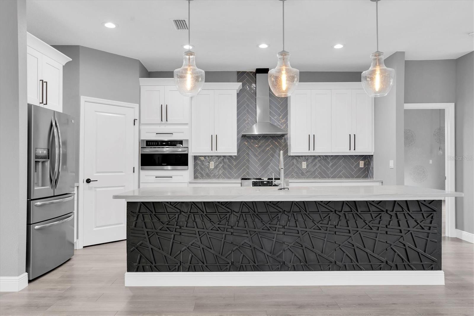 RIVERCHASE SOUTH - Residential