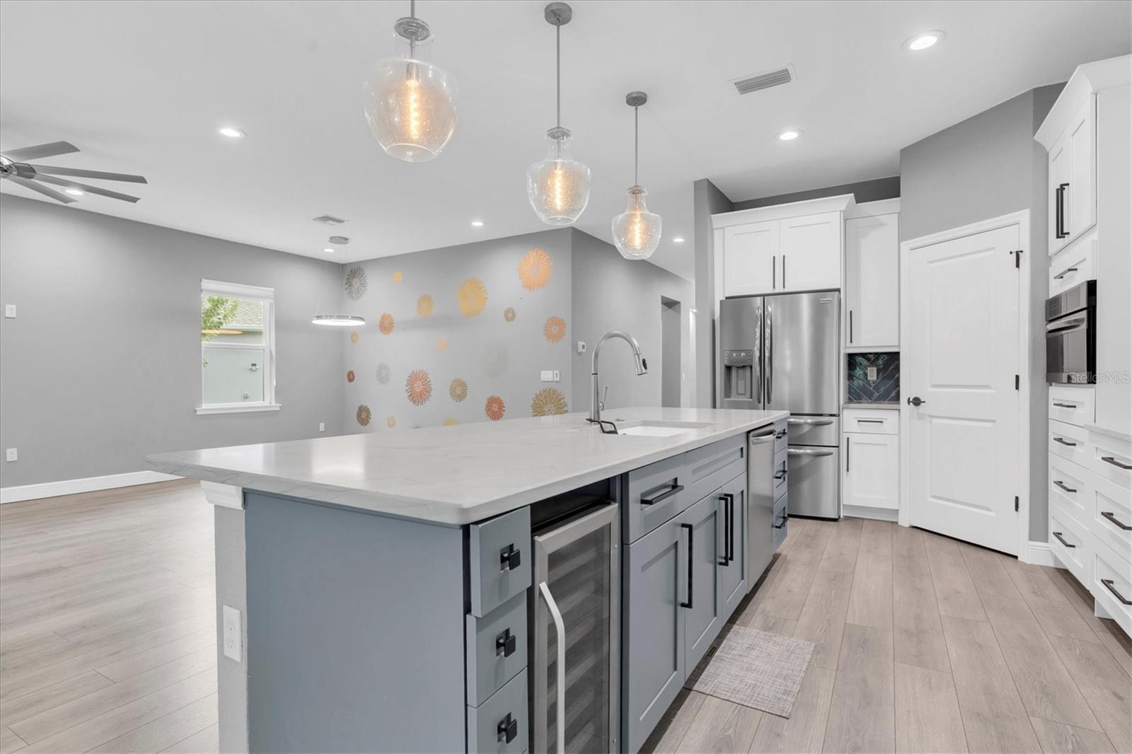 RIVERCHASE SOUTH - Residential