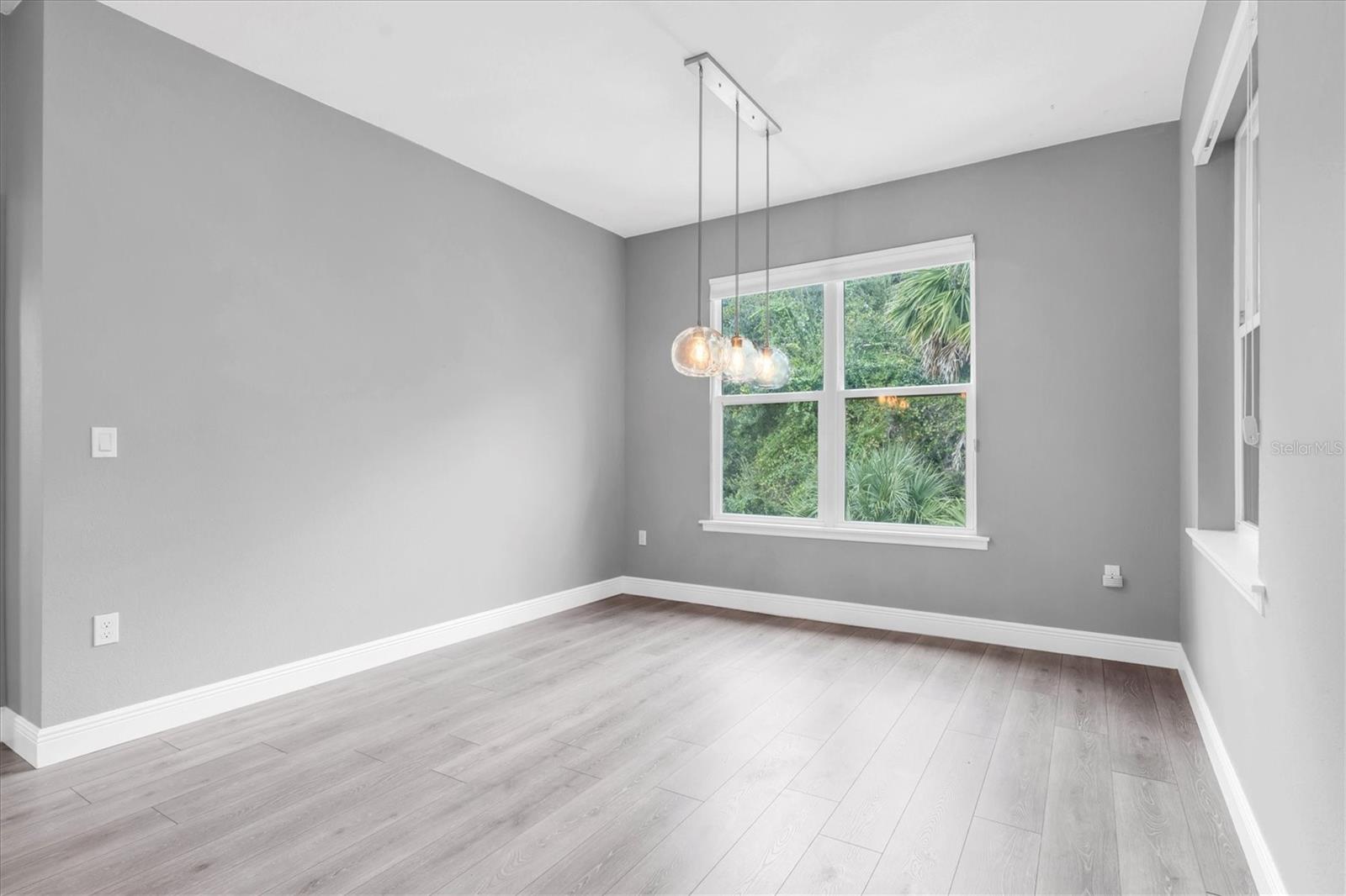 RIVERCHASE SOUTH - Residential