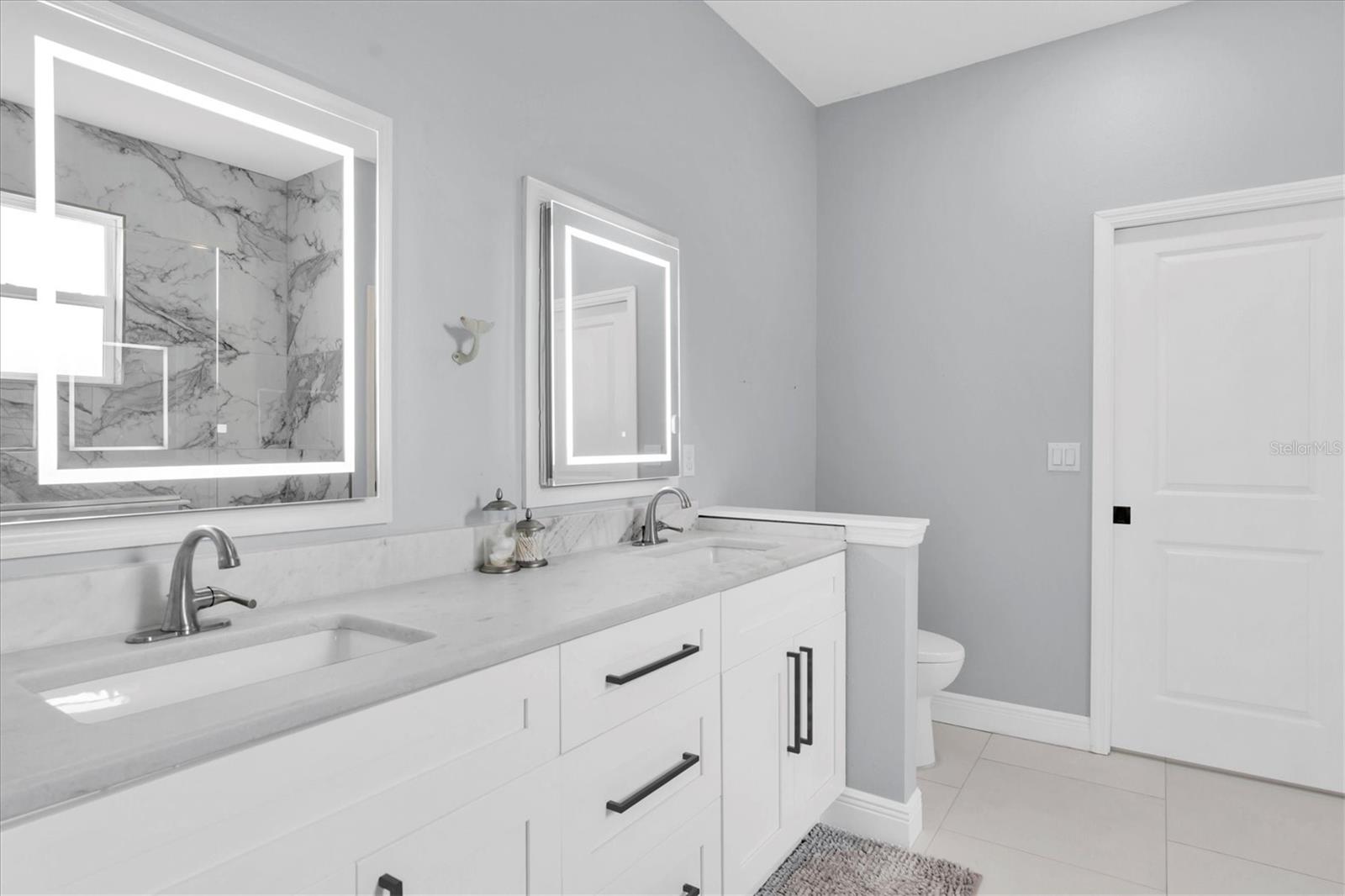 RIVERCHASE SOUTH - Residential