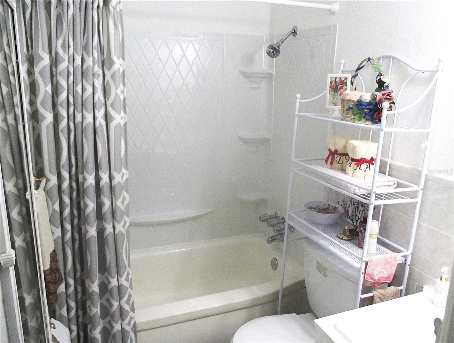 CLEARVIEW OAKS BLDG 7 - Residential