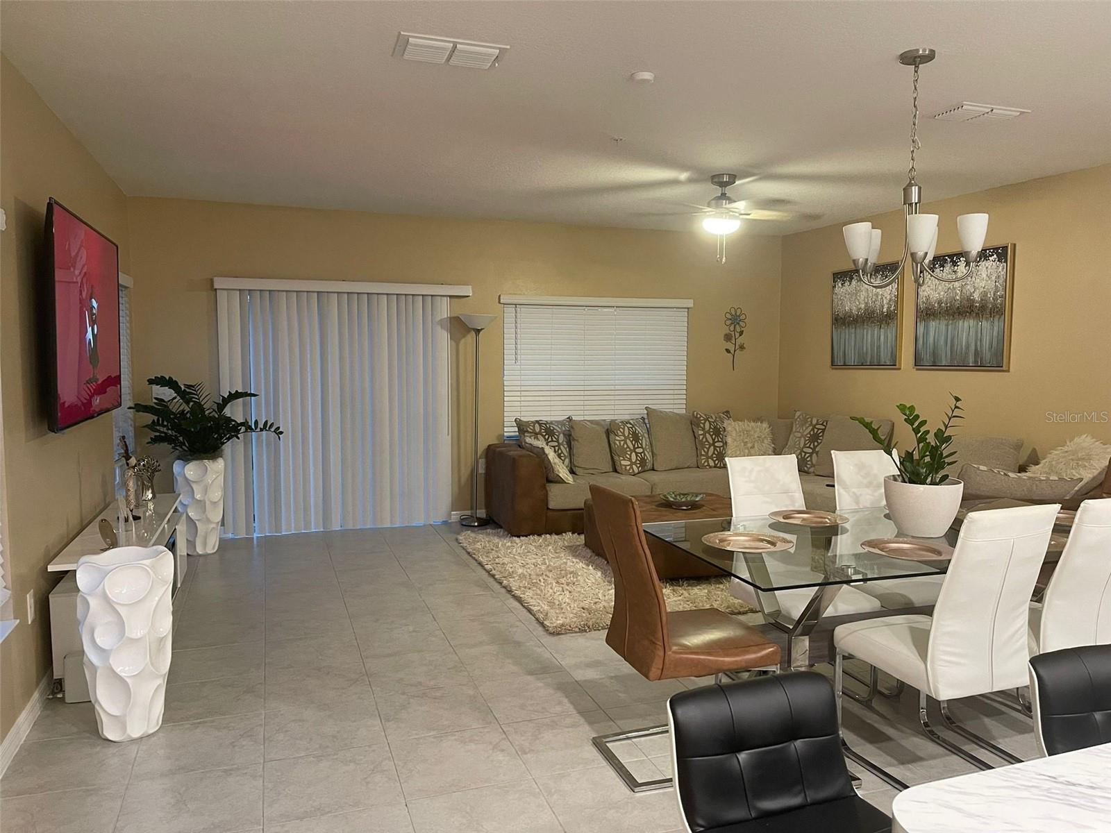 LANDINGS AT RIVERBEND - Residential Lease