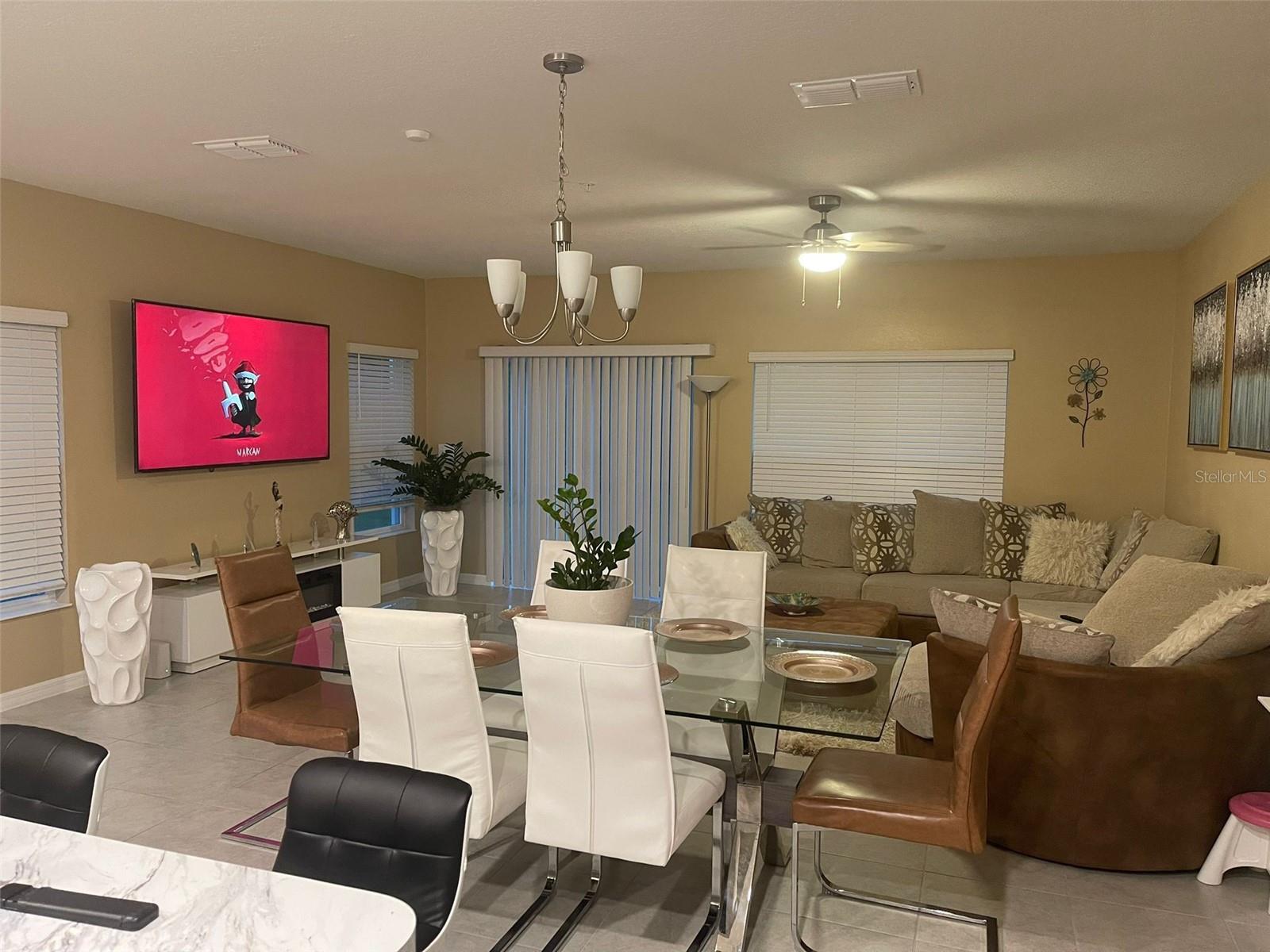 LANDINGS AT RIVERBEND - Residential Lease