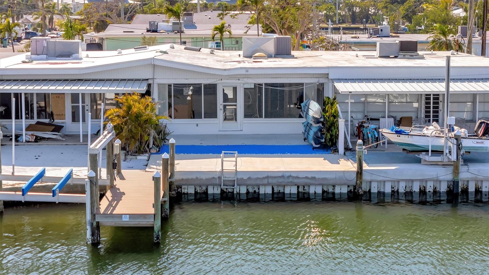 15 SEASIDE COURT