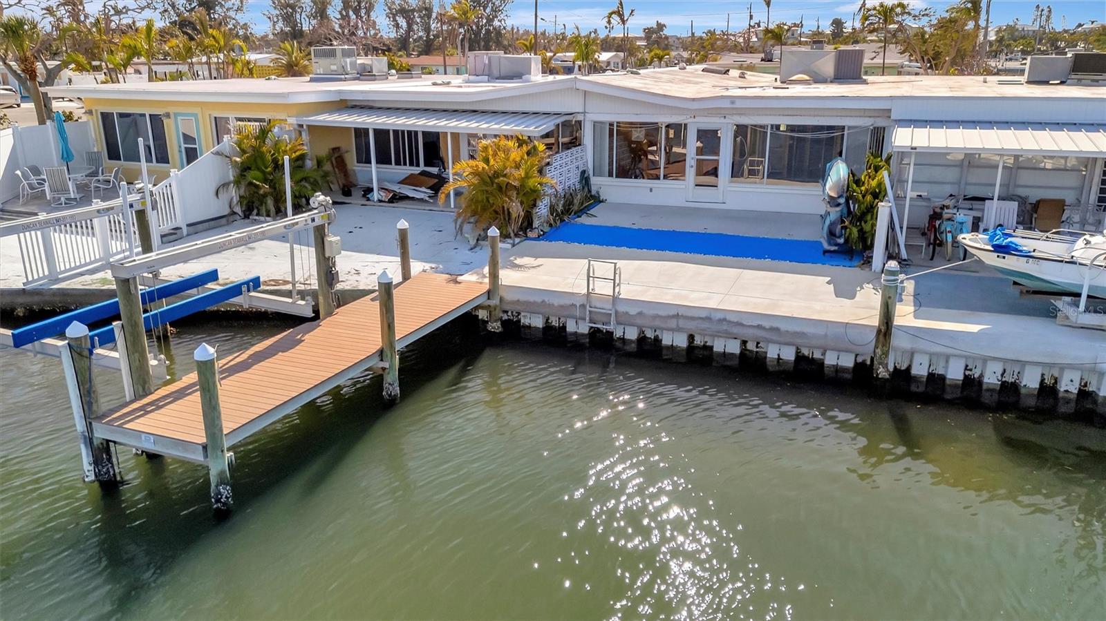 15 SEASIDE COURT