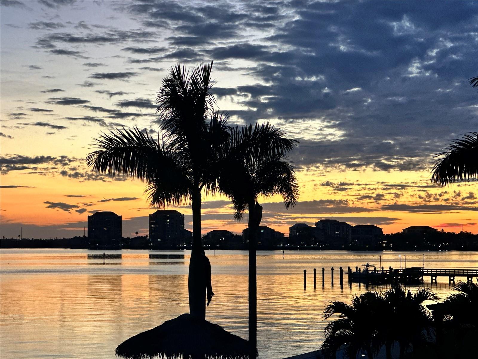 BAYWAY ISLES POINT BRITTANY FIVE - Residential