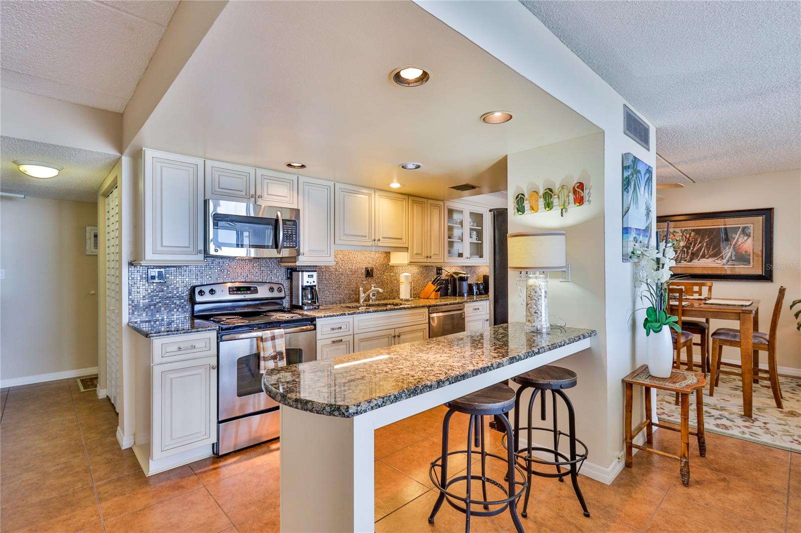 Pelican - Residential