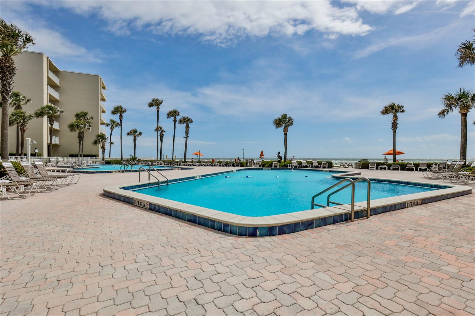 Pelican - Residential