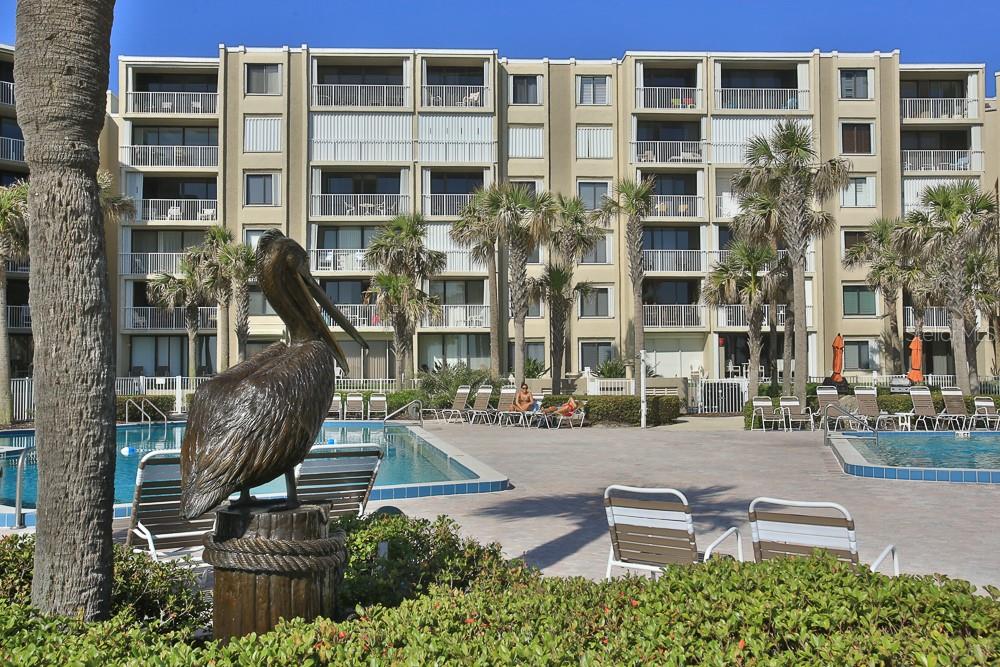 Pelican - Residential