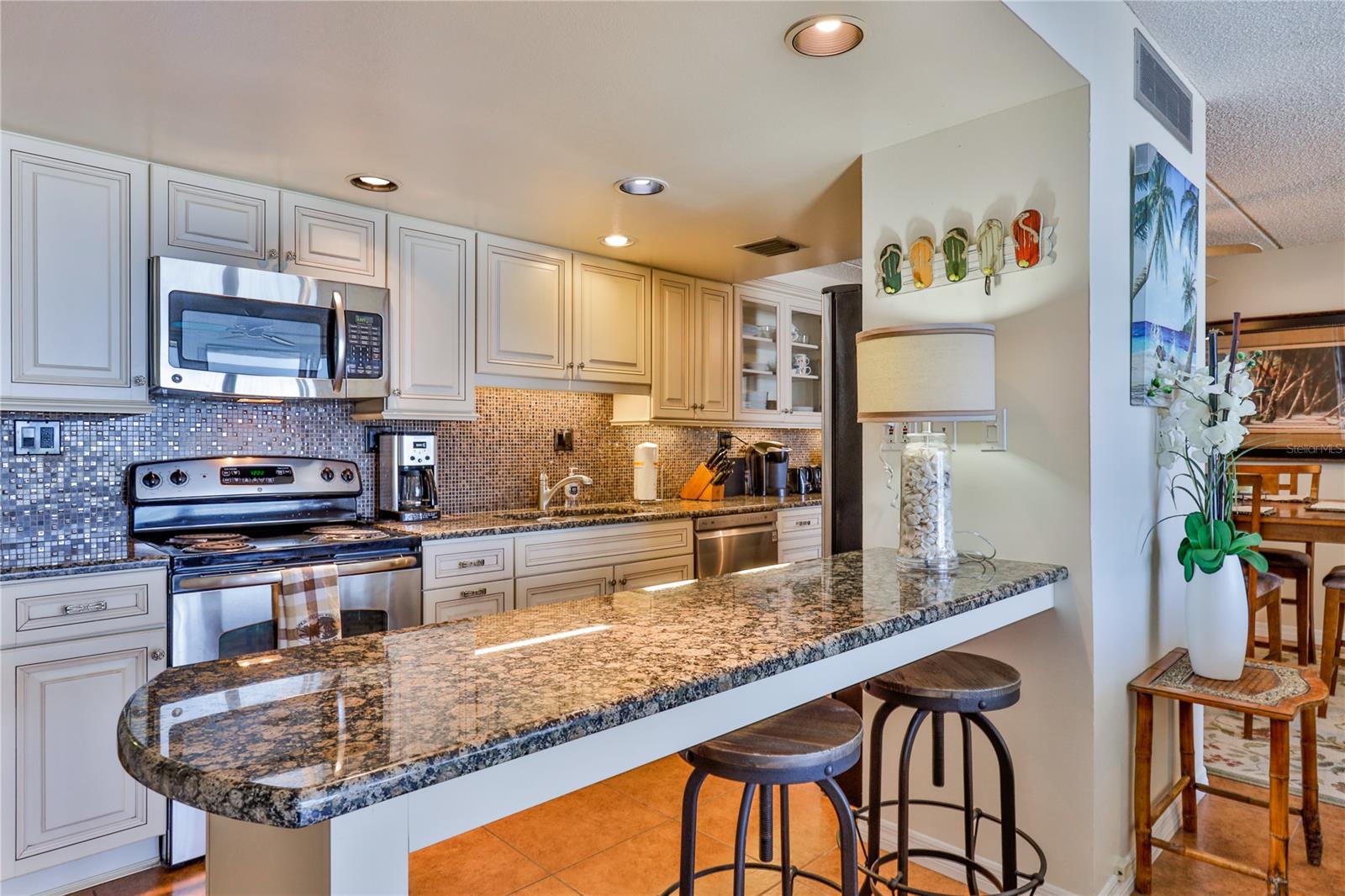 Pelican - Residential