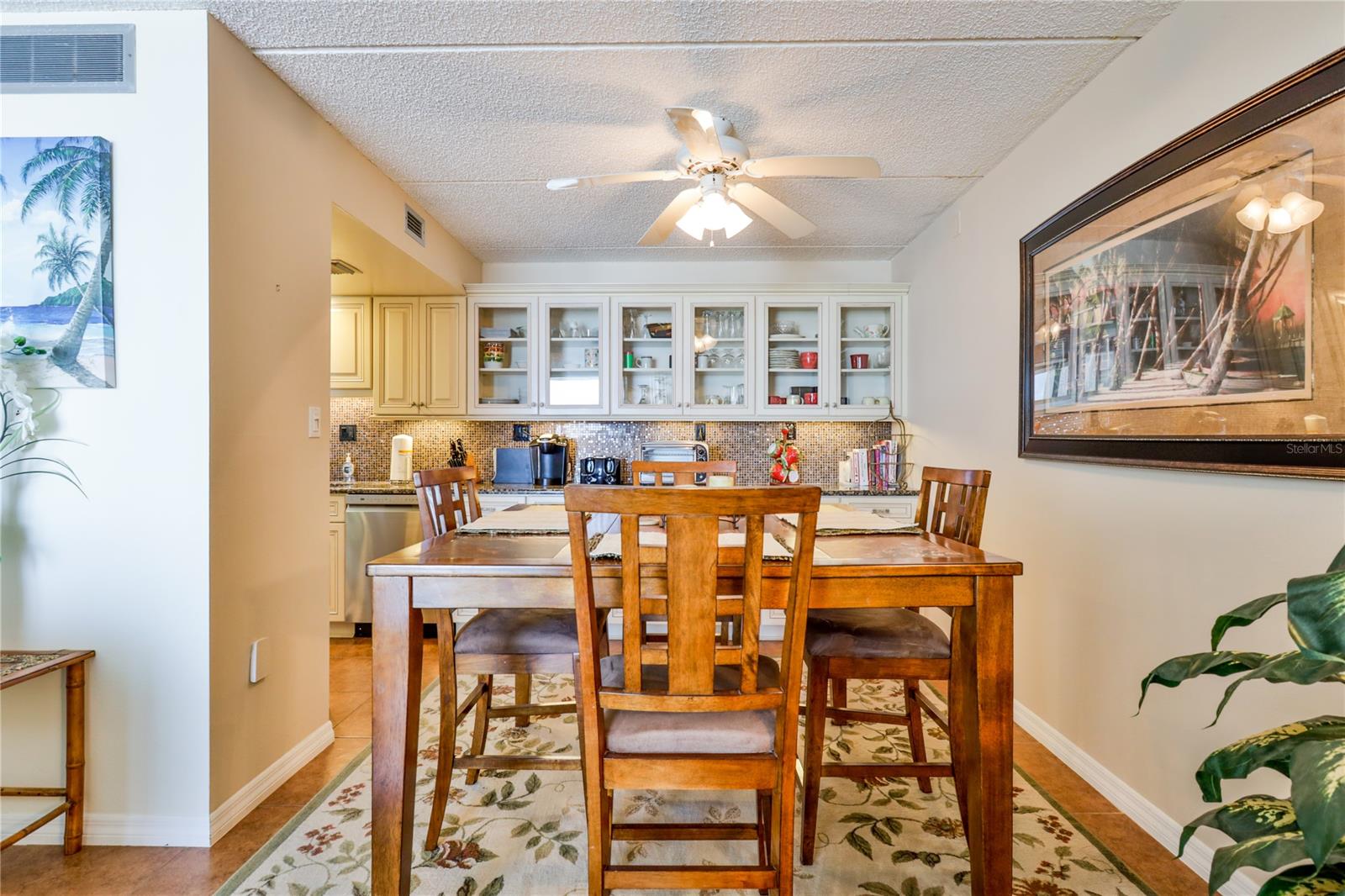 Pelican - Residential