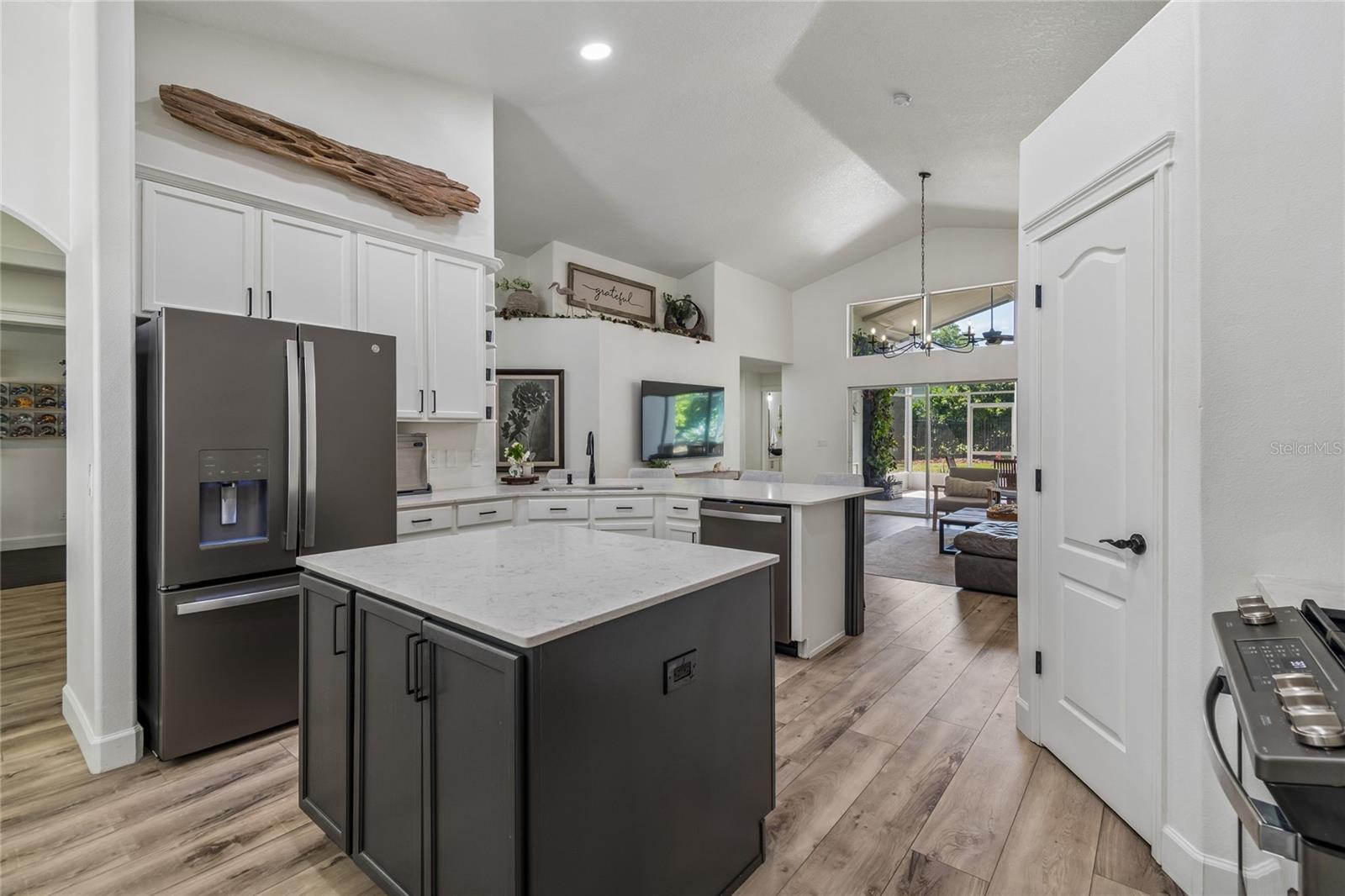 FISHHAWK RANCH PH 2 PRCL - Residential