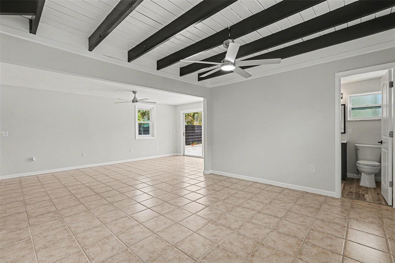 LONGBEACH ON LONGBOAT KEY - Residential