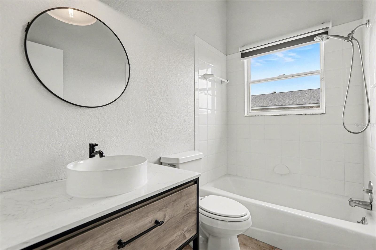 LONGBEACH ON LONGBOAT KEY - Residential