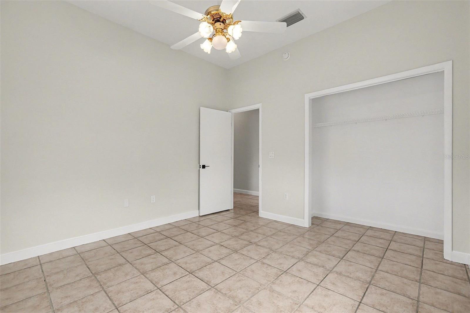 LONGBEACH ON LONGBOAT KEY - Residential