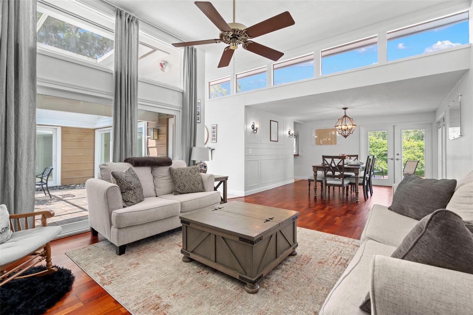 DOUGLAS MANOR PARK 1ST ADD - Residential