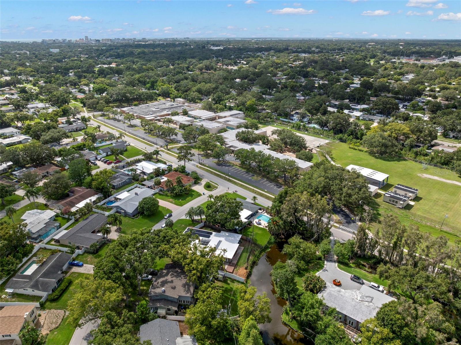 DOUGLAS MANOR PARK 1ST ADD - Residential