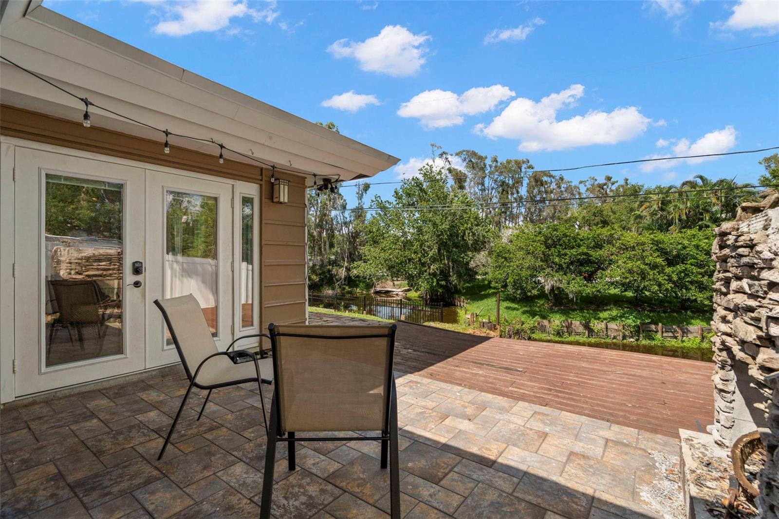 DOUGLAS MANOR PARK 1ST ADD - Residential