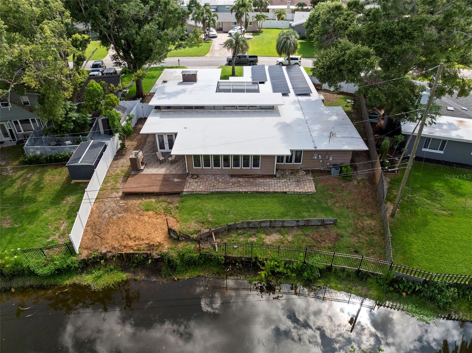 DOUGLAS MANOR PARK 1ST ADD - Residential