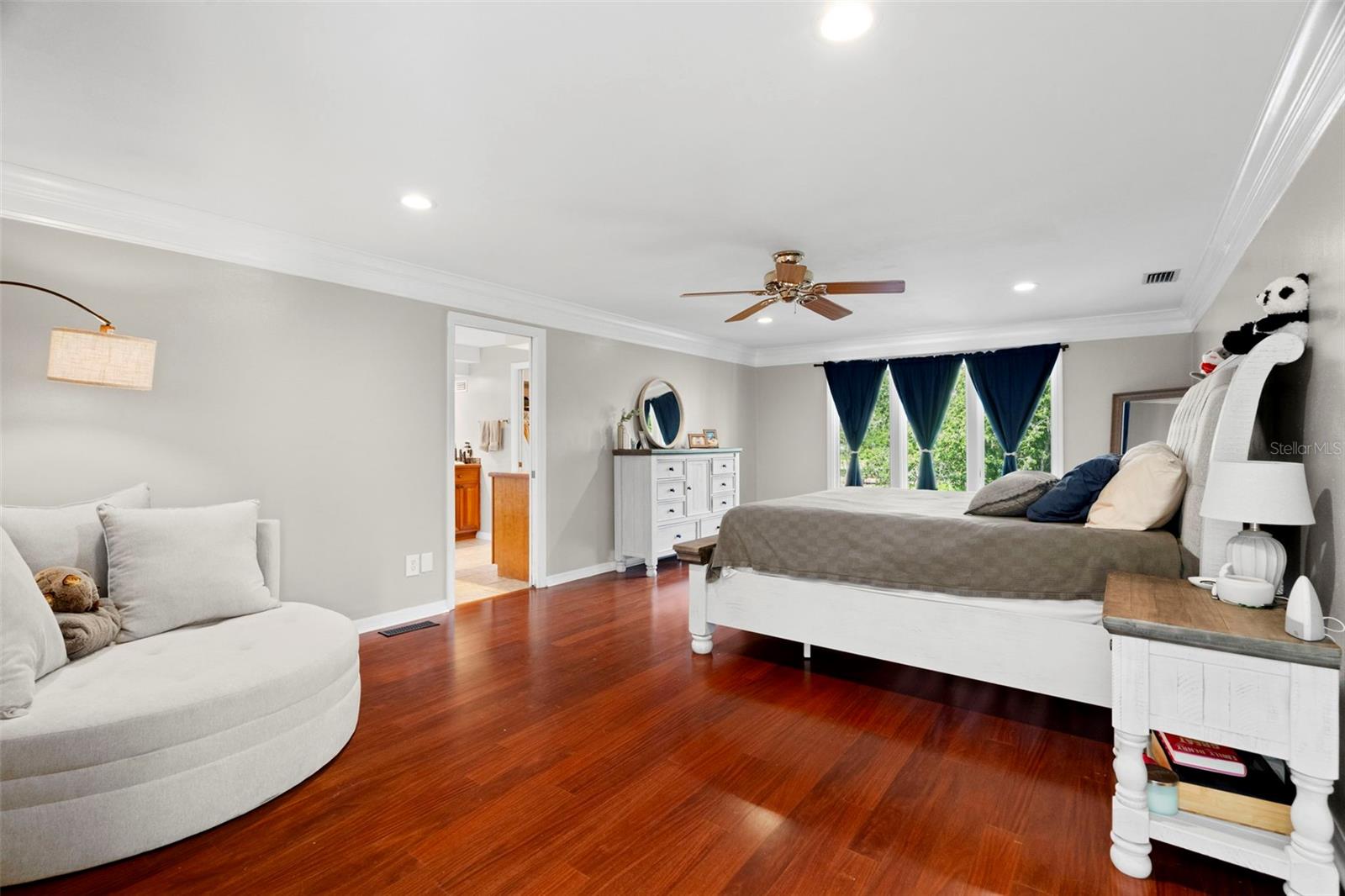 DOUGLAS MANOR PARK 1ST ADD - Residential