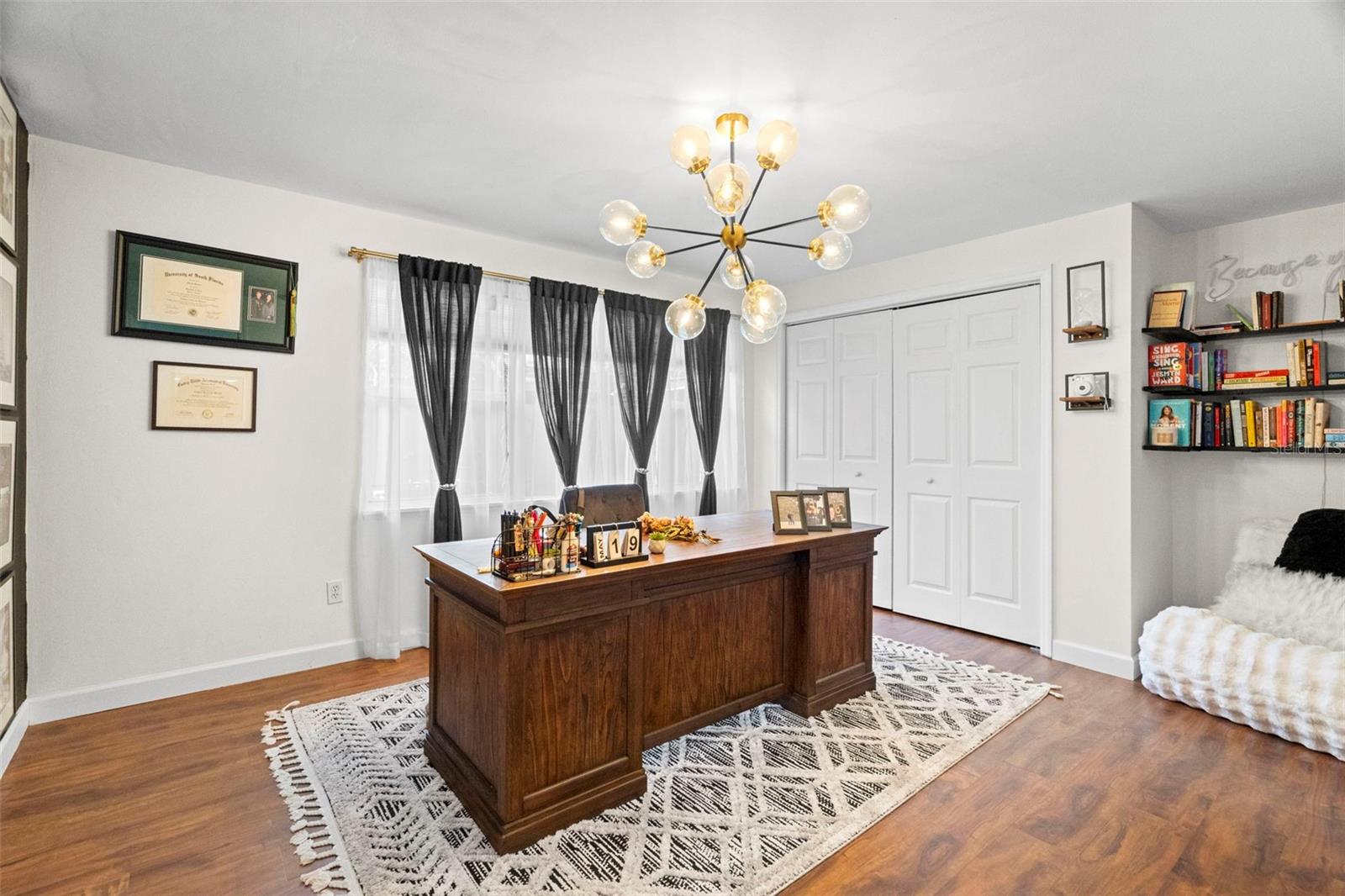 DOUGLAS MANOR PARK 1ST ADD - Residential