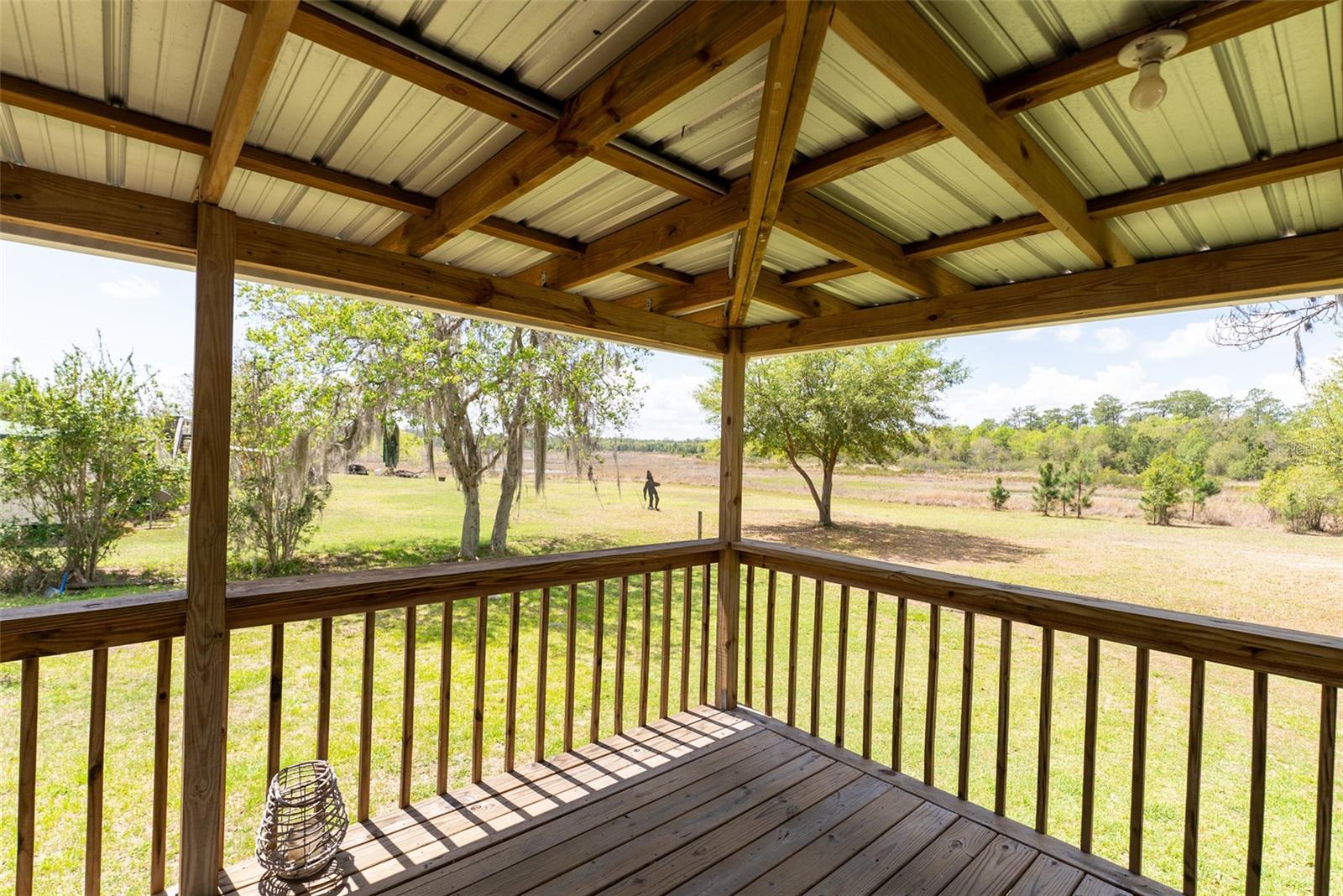 BUCKSKIN LAKE MANOR - Residential