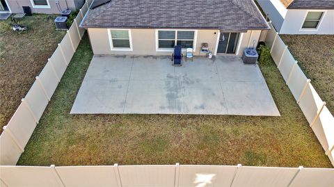 A home in WIMAUMA