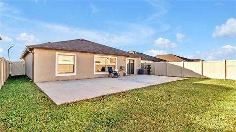 A home in WIMAUMA