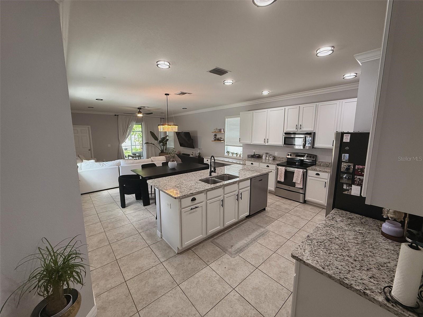 NEW RIVER LAKES PH 01 - Residential