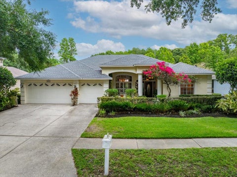Photo of 4941 Felecity Way, Palm Harbor, FL 34685 (MLS # TB8514728)