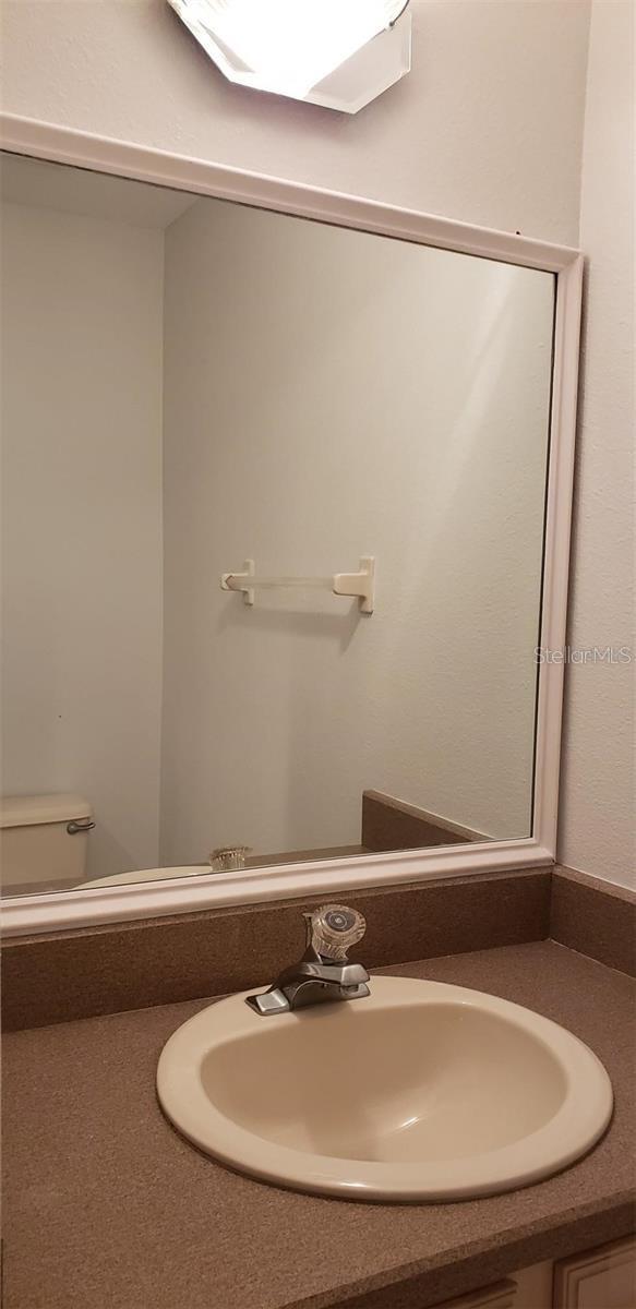 200 SANDLEWOOD TRAIL 4