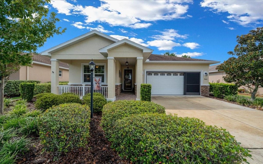 Photo of 9642 SW 95th Loop, Ocala, FL 34481 (MLS # OM731316)