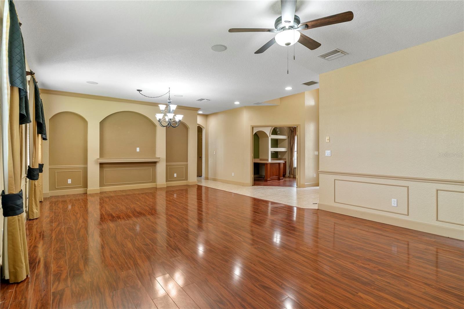 CRESTWOOD PH 2 - Residential