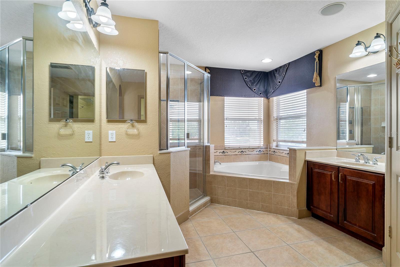 CRESTWOOD PH 2 - Residential