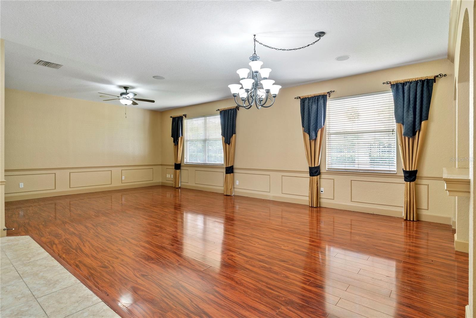 CRESTWOOD PH 2 - Residential