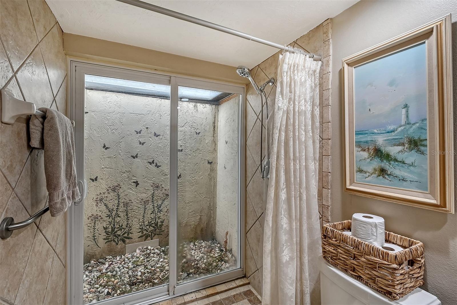 JEFFERSON PINES - Residential