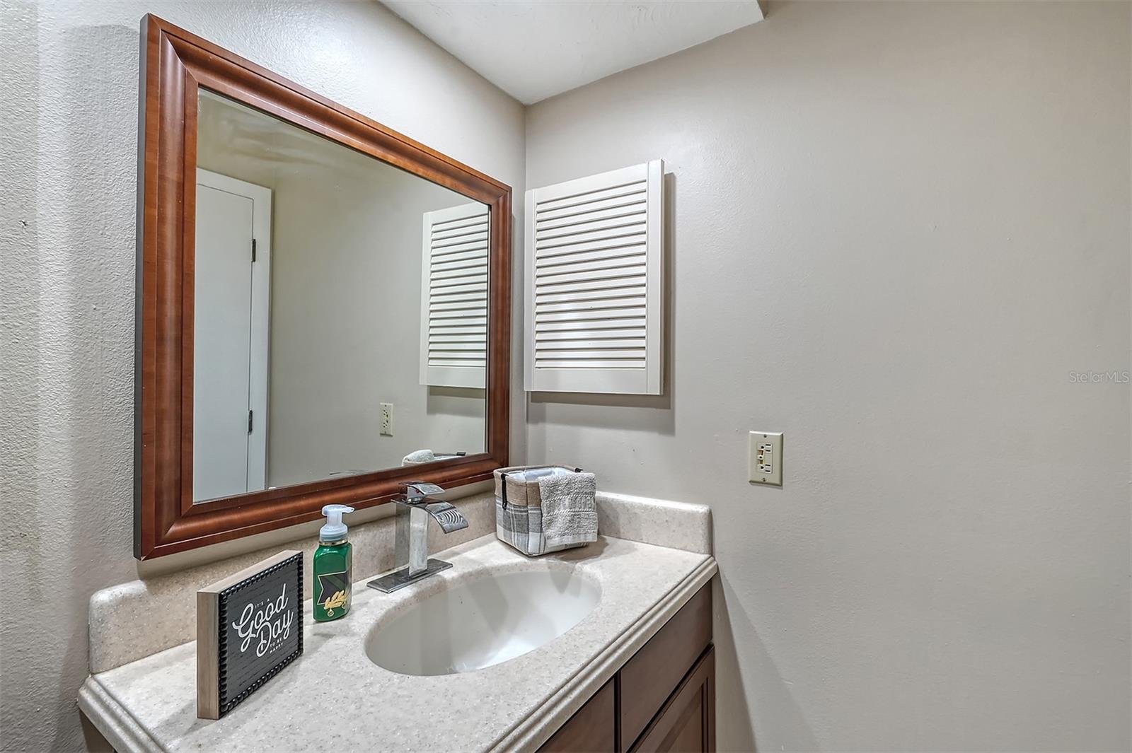 JEFFERSON PINES - Residential