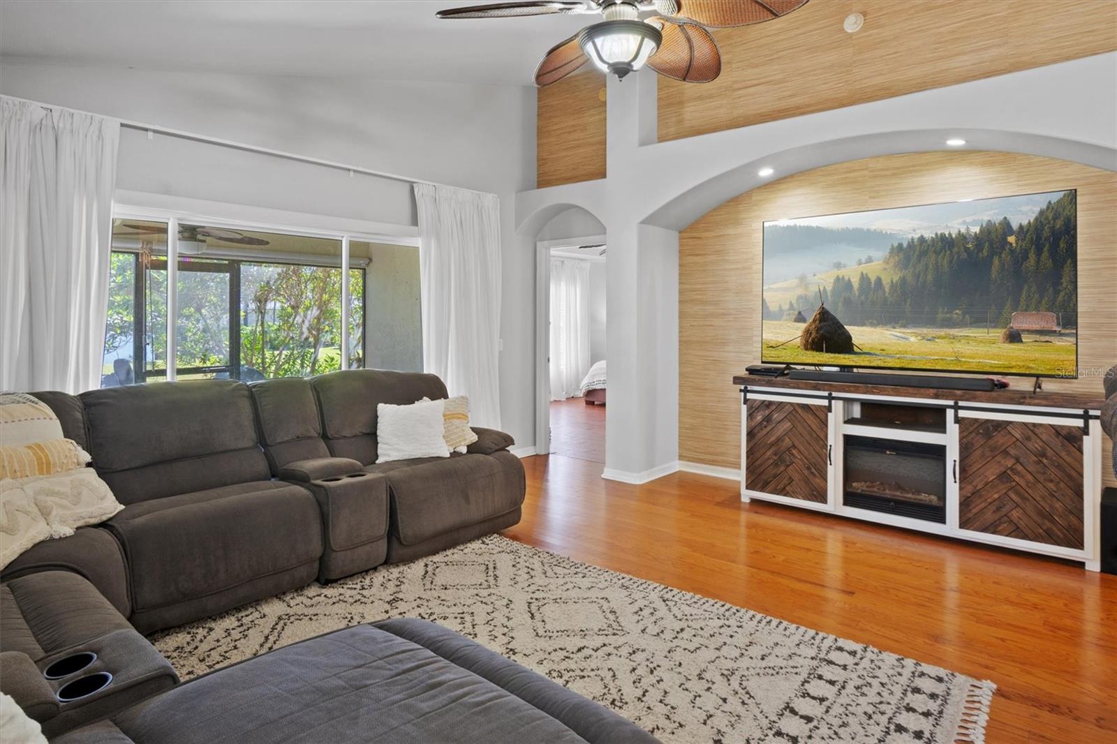 OSPREY POINTE - Residential